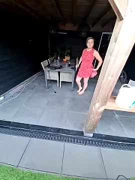 [20 Jun 20:47] Private Show