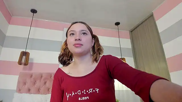 Rub the pussy under the panties