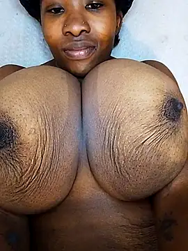 Boobs up
