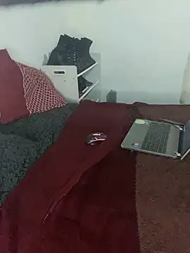 [23 Aug 22:38] Private Show - clip cu Effyvice13 model videochat