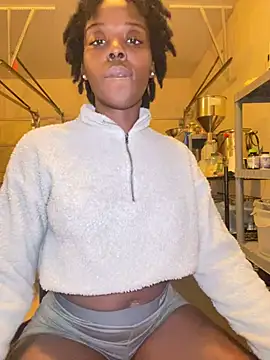 asshole and pussy spreading with queefs - vídeo de la modelo de cam thechocolatepeach