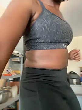 [2 May 12:47] Private Show - vídeo de la modelo de cam thechocolatepeach