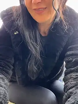 [4 May 13:35] Private Show - vidéo du modèle de showcams -OLYA-