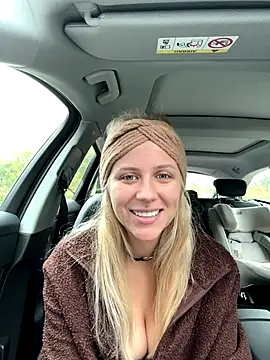 [14 Oct 10:30] Private Show - video by lunawolf21 cam model