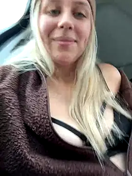 Anal Fisting , Squirt & Hand Fisting - video by lunawolf21 cam model