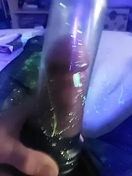 [30 Nov 16:25] Public Show - vídeo de la modelo de cam Gilgamesch1704