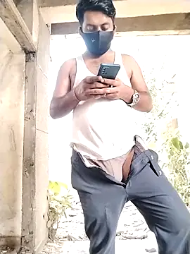 Outdoor show - video by Risky_adventures cam model