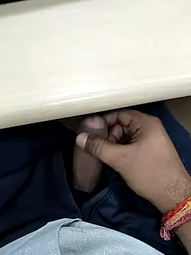 Jerk off in office and eat cum - video by Risky_adventures cam model