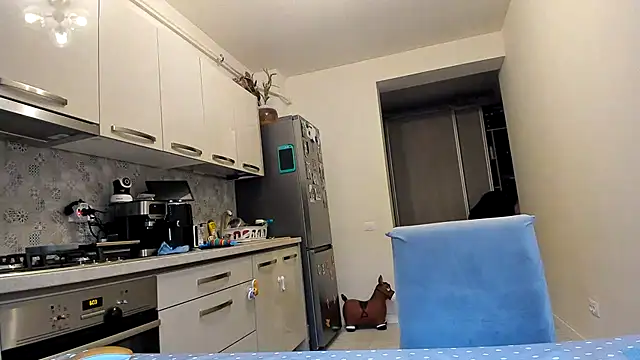 Feet and straps - 視頻由 bbruneta37 主播提供