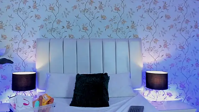 hot - ক্যাম মডেল MeganCruzGB-এর ভিডিও