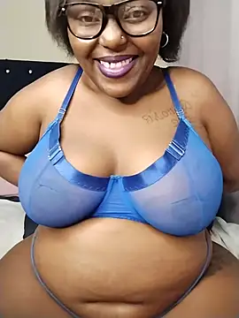 [12 Sep 11:49] Private Show - clip cu CHERRYYUMMY model videochat