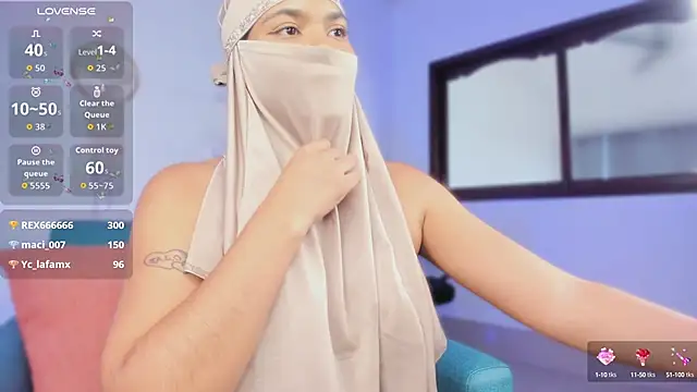 [25 Aug 15:55] Private Show - video by saray_halam cam model