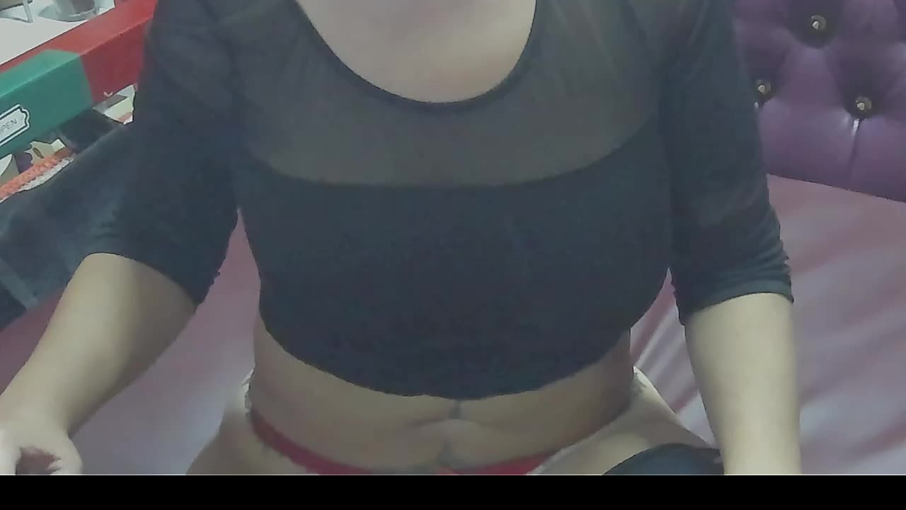 finger rubbing - video by Lily4yourfun cam model