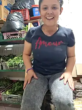 Squirt  Casual