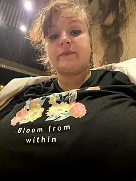 [28 Sep 22:17] Public Show - video by Eva_Evushka cam model