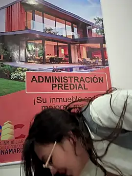 55-Masturbation in the office in close-up - วิดีโอโดย LIZ-06_ โมเดลแคม