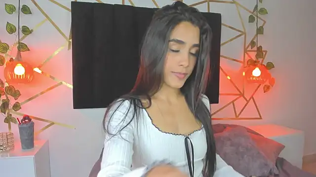 This is your girl, check out this delicious body🤫🤭 - video của người mẫu cam Ambeer_Rousess