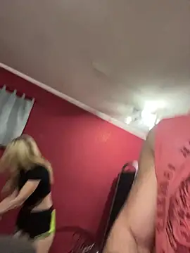 PVT GLI SUCCHIO IL CAZZO - video van harleyejoker1 cam-model