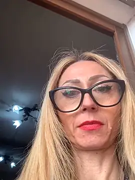 PVT FACCIO FAR PAUSA AL MURATORE E LO SPOMPINO UN PO - video van harleyejoker1 cam-model