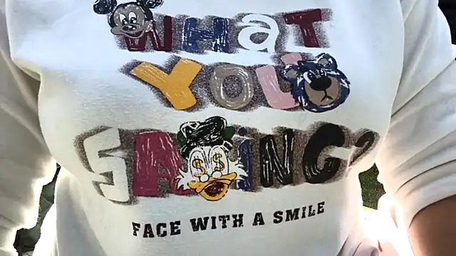 [28 Nov 13:54] Public Show - video by AngelwithEcup cam model