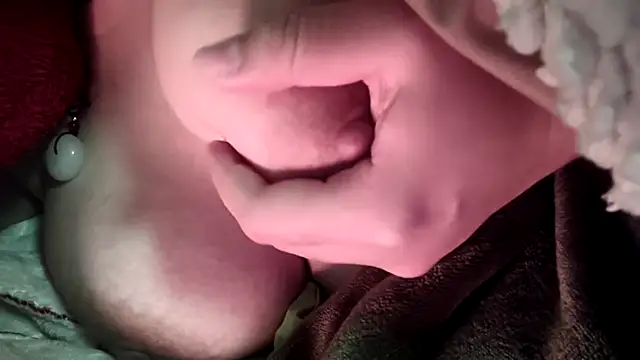 [12 Dec 09:04] Public Show - video by AngelwithEcup cam model