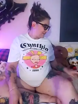 sexo in my house - video by poisson_ivy cam model