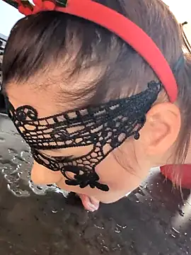 179. Kitchen Counter Squirt Cleanup – Licking It All Off - فيديو من Samira-Summer موديل الكام