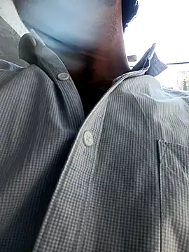 [2 Apr 15:35] Private Show – video modela na kameri jaiwrld0