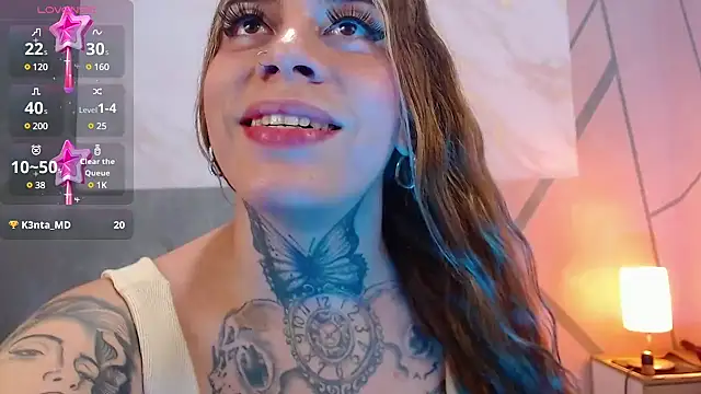 sucking while playing with my dildo 👸🦄✨🥵 - video av BriannaSweet_ cam model