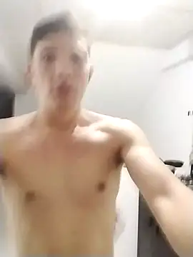 Soy Mauro y quiero conocerte - video by MauroFun925 cam model