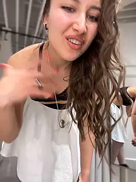 DAMN! Fucked my Kitty in Changing Room with Curtain OPEN! People walking OMG! - video van ICrazyOneIRL cam-model