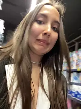 😱OMG! LET A STRANGER WATCH ME FUCK DILDO IN CROWDED SUPERMARKET & TOUCH ME🫣 - วิดีโอโดย ICrazyOneIRL โมเดลแคม
