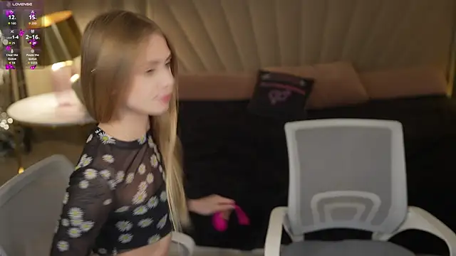 ewa natasha play with pusy and dildo - video by Ewa_Pearl cam model