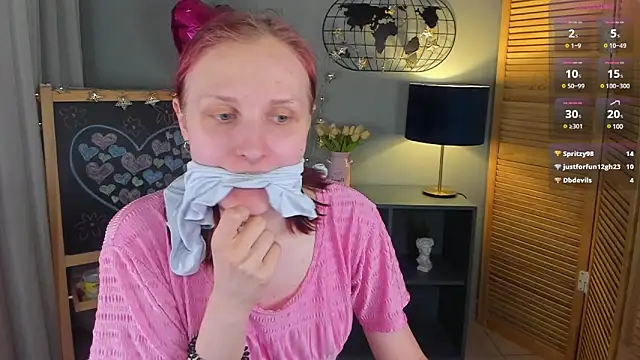 [11 Apr 11:37] Private Show - video by SallyFishery cam model