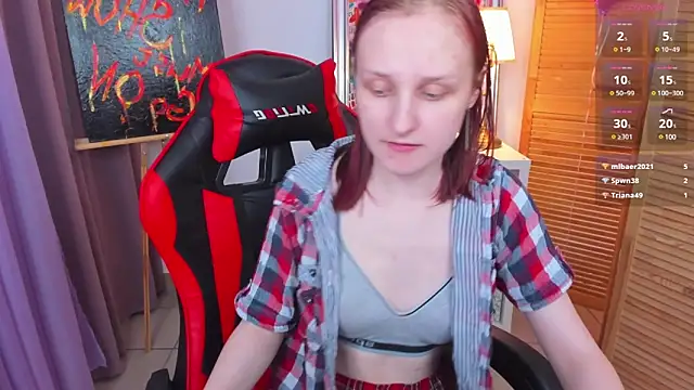 [19 Apr 13:33] Private Show - video by SallyFishery cam model