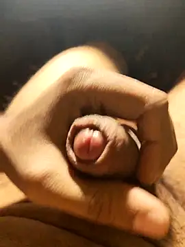 [19 Jan 13:54] Public Show – video od webkamerové modelky 6_9foryou