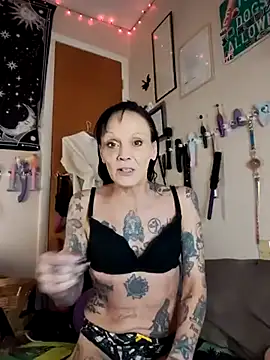 😂Funniest private chat ever part 1😂 - 視頻由 MommyMisfit 主播提供