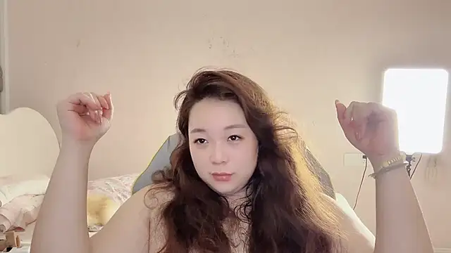 黑牛入肛，双插喷水