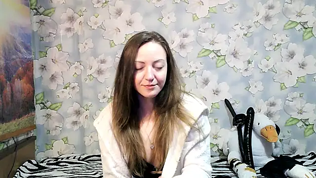 whore love to be mess:) spit, saliva in face, eyes, gag, slap face:) - KattyLuuu adlı kamera modelinin videosu