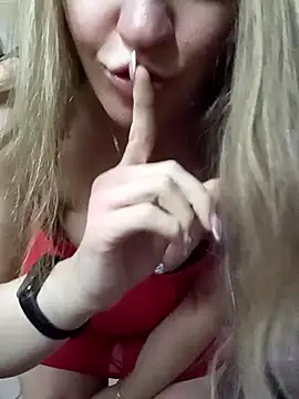 Great play with belly,  just magine alien cum:) - KattyLuuu adlı kamera modelinin videosu