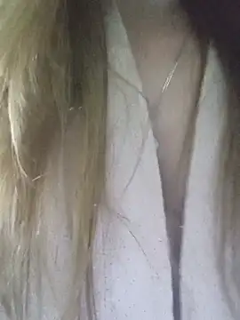 Throat bulge , all naked:)