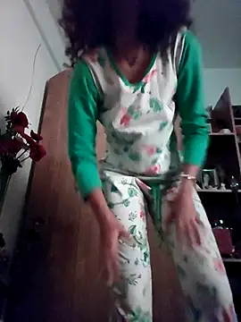 Play with my pussy - clip cu naughty69curls model videochat