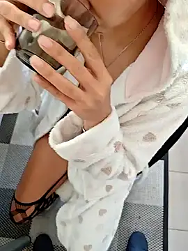 Private Show - sex on the table - Vídeo de naughty69curls, modelo de vídeos