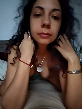 Squirt - clip cu naughty69curls model videochat