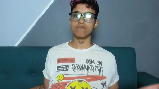 🫢😈☺️ - video by Dominick_jones cam model