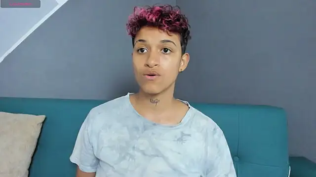 In Doggy Style I look delicious - video by Dominick_jones cam model