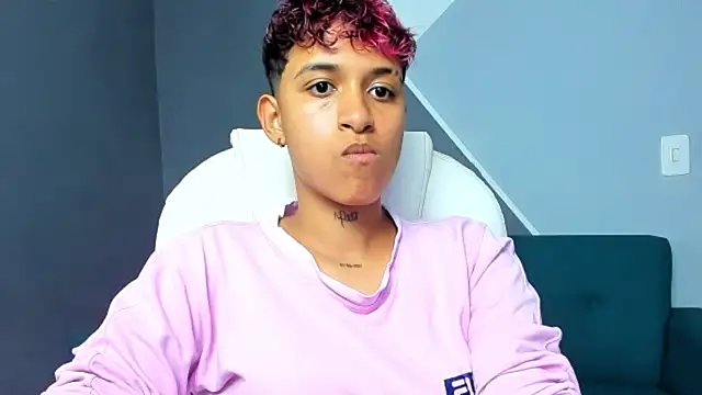 Look how I ride on my dildo, my tits bounce very rich - video by Dominick_jones cam model