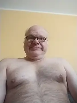 [15 Jan 13:28] Public Show - jk6t主播的视频