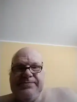 [25 Jan 14:16] Public Show – video od webkamerové modelky jk6t