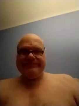 [25 Jan 01:59] Public Show – video modela na kameri jk6t